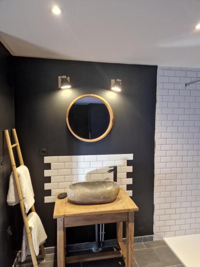 Au Fer A Cheval Hotell Gandelain Exteriör bild