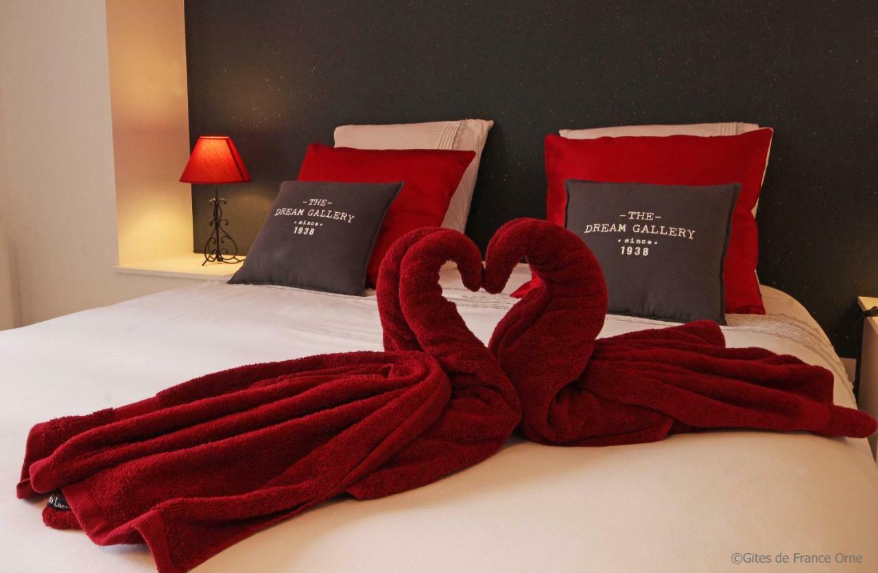 Au Fer A Cheval Hotell Gandelain Exteriör bild